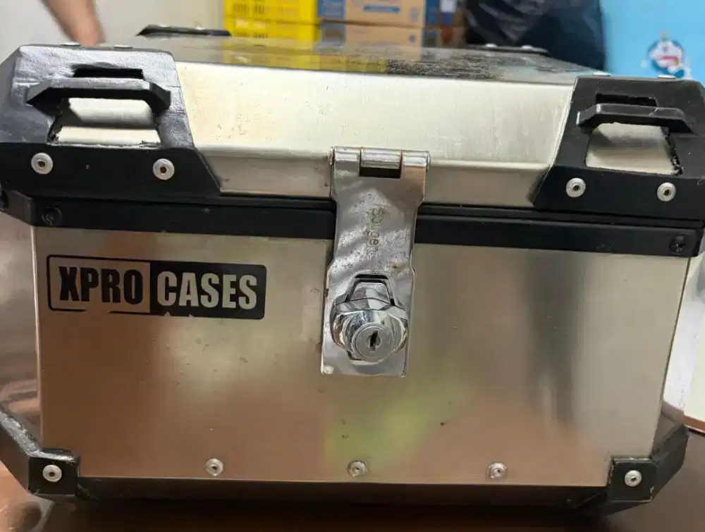 Xpro Cases Box motor almunium Second 
Kapasitas 20liter ,