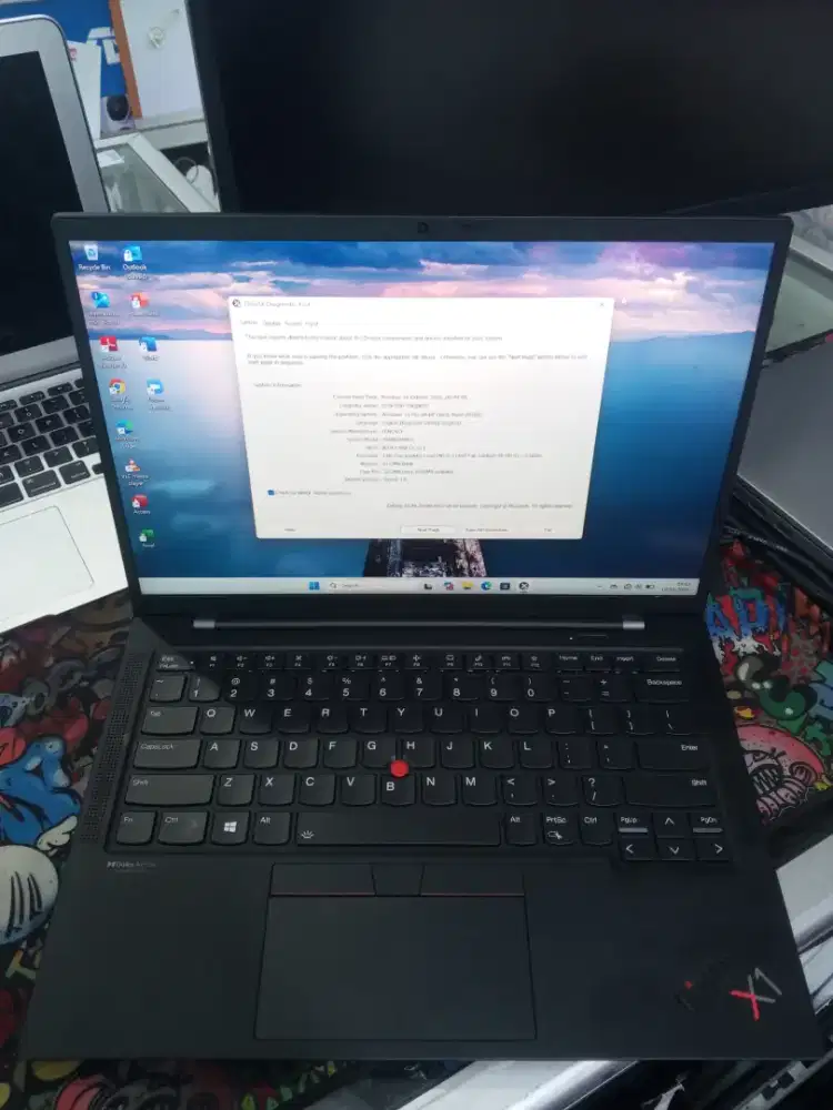 Lenovo Thinkpad X1 Carbon Gen 9th