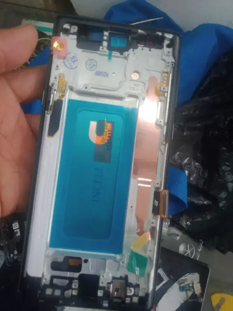 Service ganti lcd baterai hp