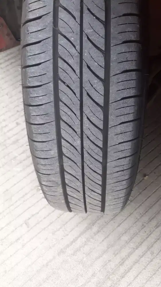 Ban Bekas R14 175 65