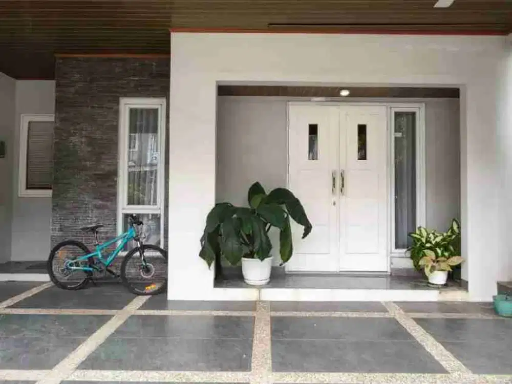 disewakan rumah bagus furnished dekat mall di kota wisata Cibubur