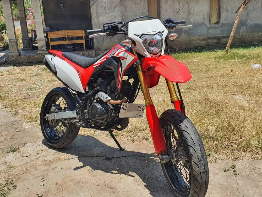 CRF 150L Supermoto