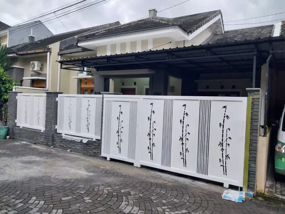DISEWAKAN RUMAH SIAP HUNI LOKASI DI PERUM PURI LARASATI KADIROJO KALASAN JOGJA