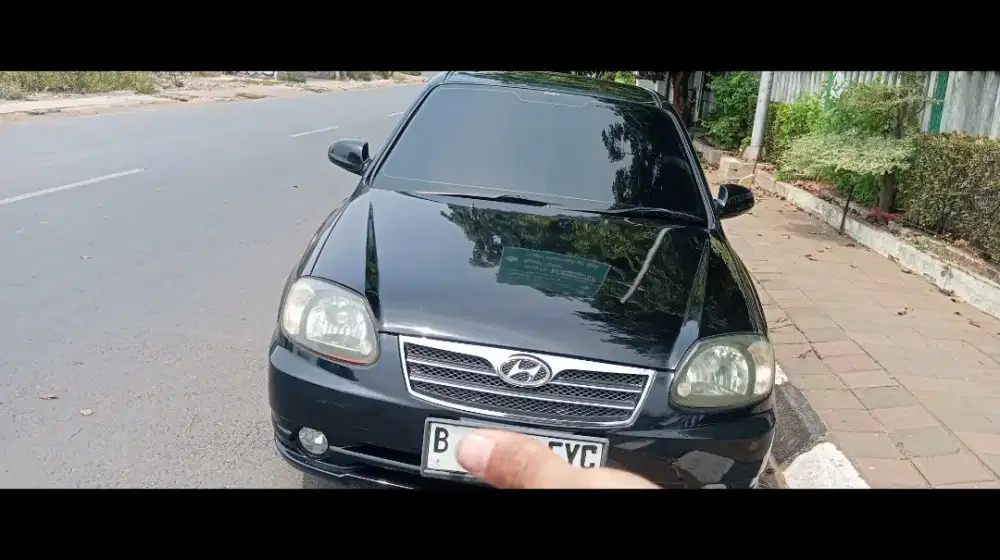Dijual cepat mobil avega 2010
