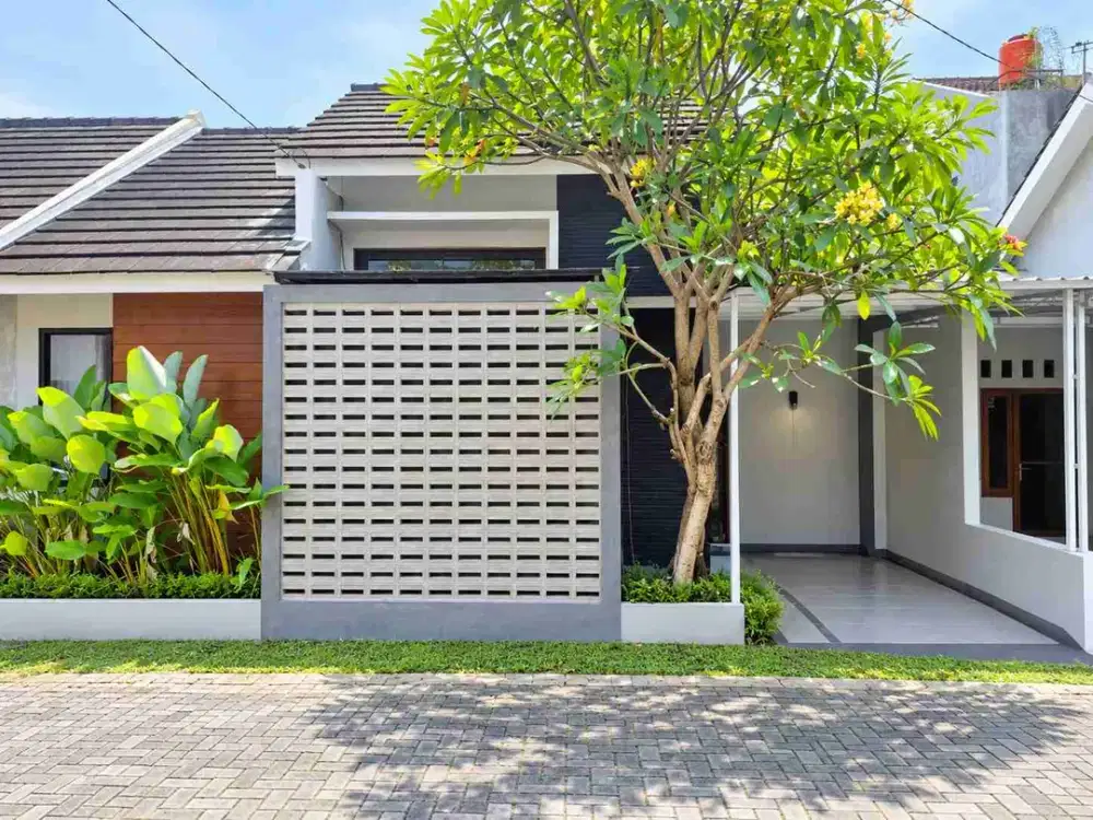 Rumah Nyaman Di Komplek Cluster Paulan