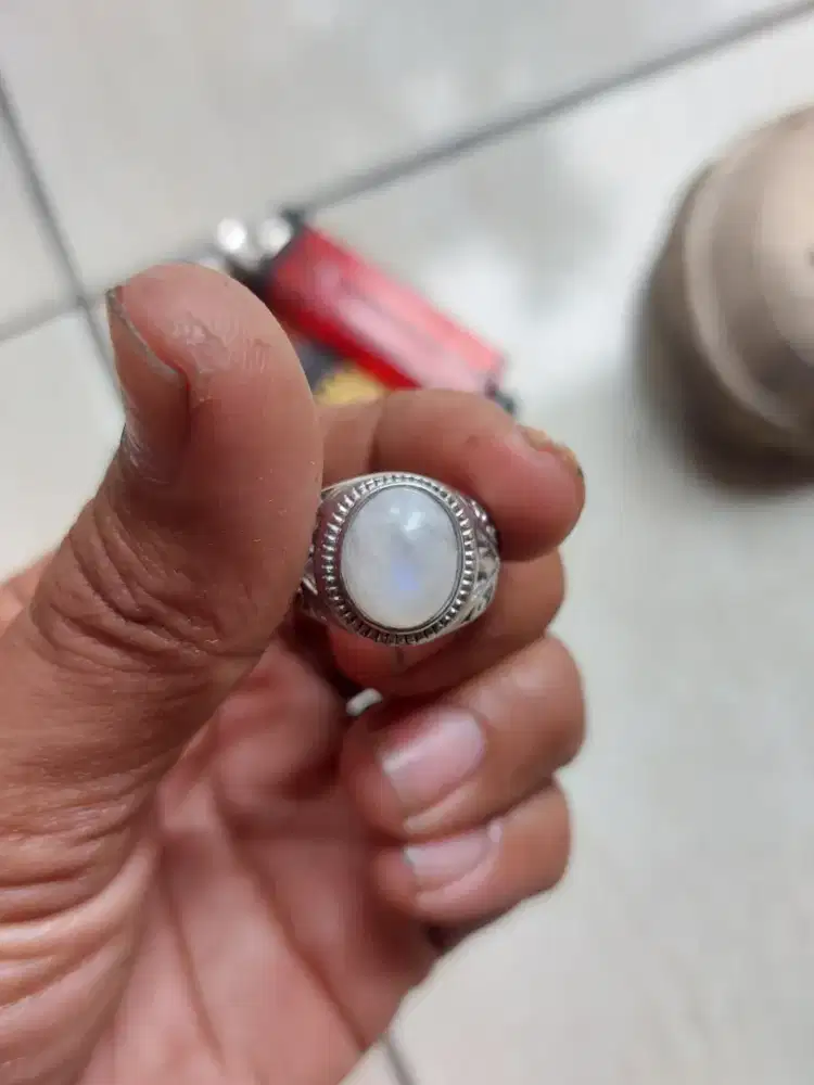 Biduri bulan ring titanium