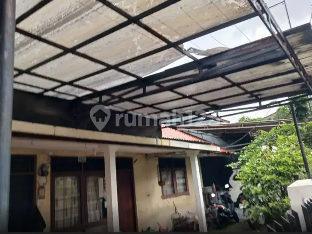 Dijual Murah Rumah Dalam Kompleks Nyaman Hitung Tanah Di Area Strategis Kemanggisan Dekat Kampus Binus Anggrek - Palmerah - jakarta Barat