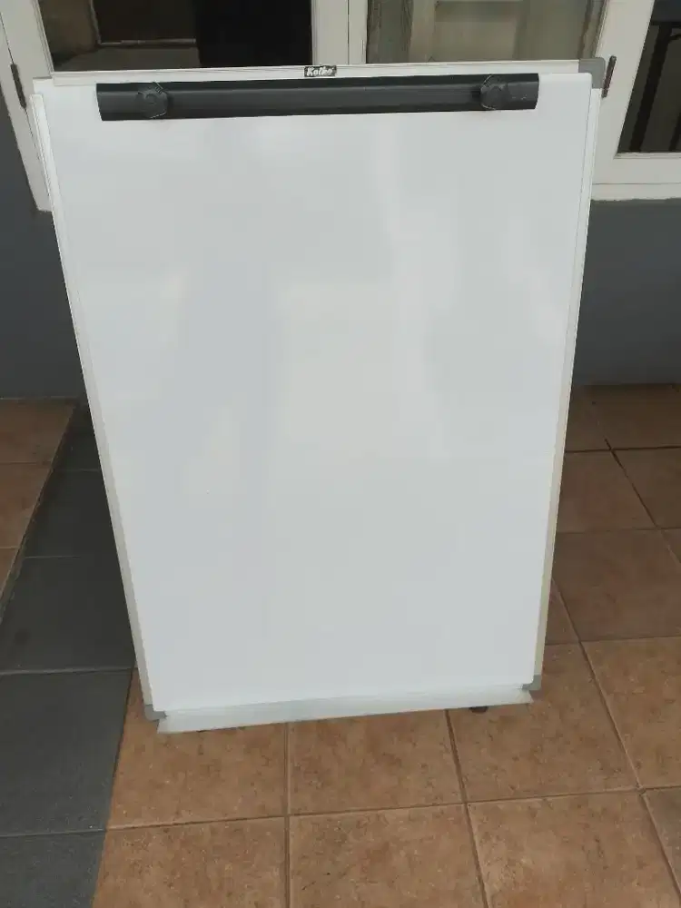 Papan Tulis Standing KAIKO 70X100