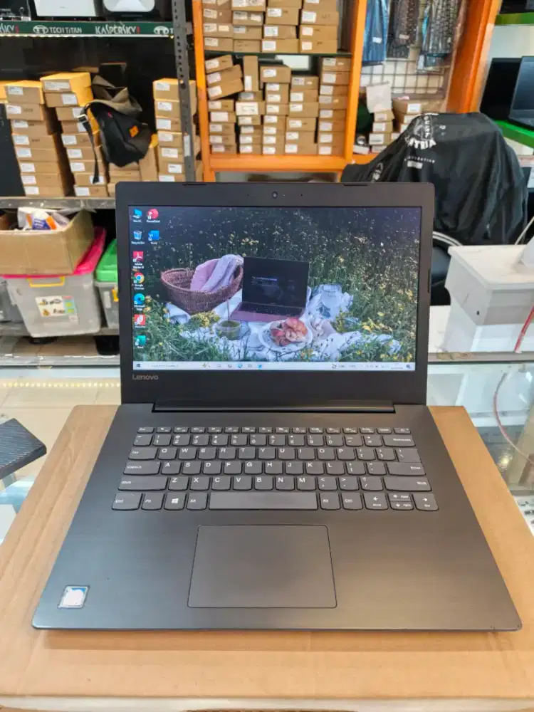 Jual Laptop buat anak sekolah, kuliah, nugas banyak ga lemotNIH LANCAR