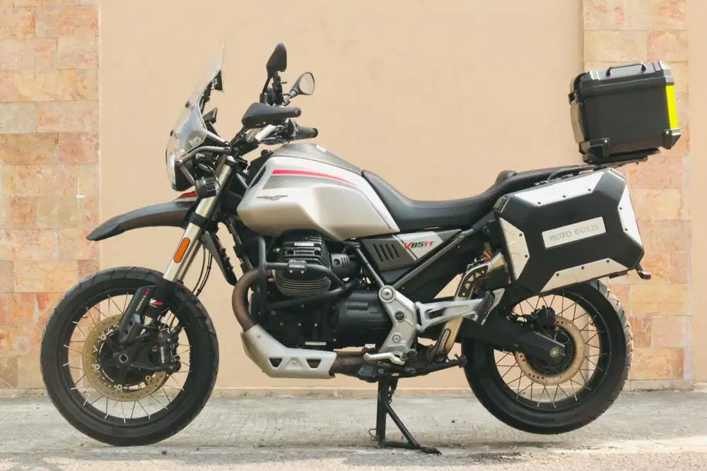 Moto Guzzi V85 travel 2022 mulus BMW GS K50 K51 Africa twin Versys1000
