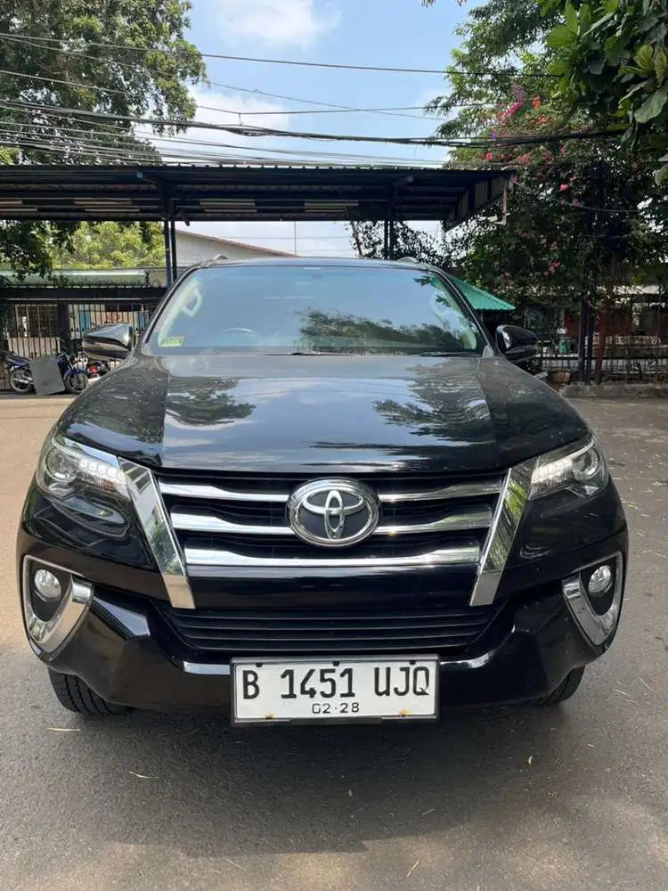 Toyota Fortuner VRZ 2018 km 30rb