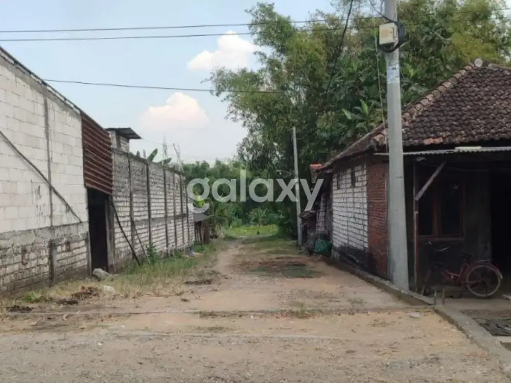 Tanah di Raya Slempit, Kedamean, Gresik