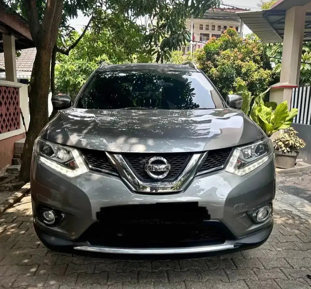 Nissan Xtrail 2.5 AT Grey 2015 Tipe Tertinggi