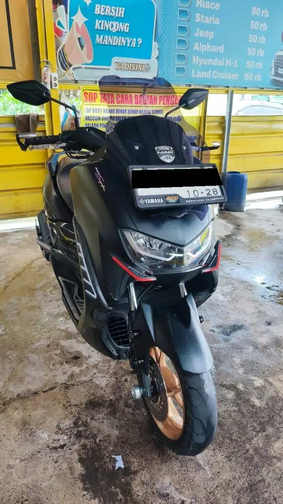Yamaha NMAX keyless connected 2023 hitam modifikasi kondisi oke banget