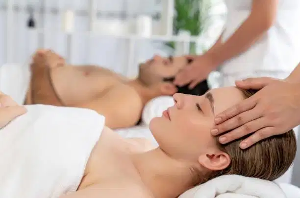 Terapis Massage Pengalaman di Family Massage