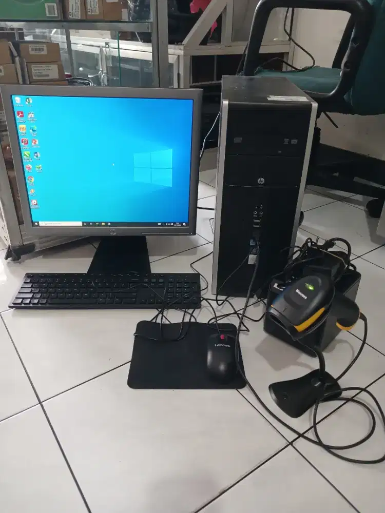 Satu set Monitor 19inch CPU Core I5 Gen 3 Ram 8Ssd 128 Barcode Printer