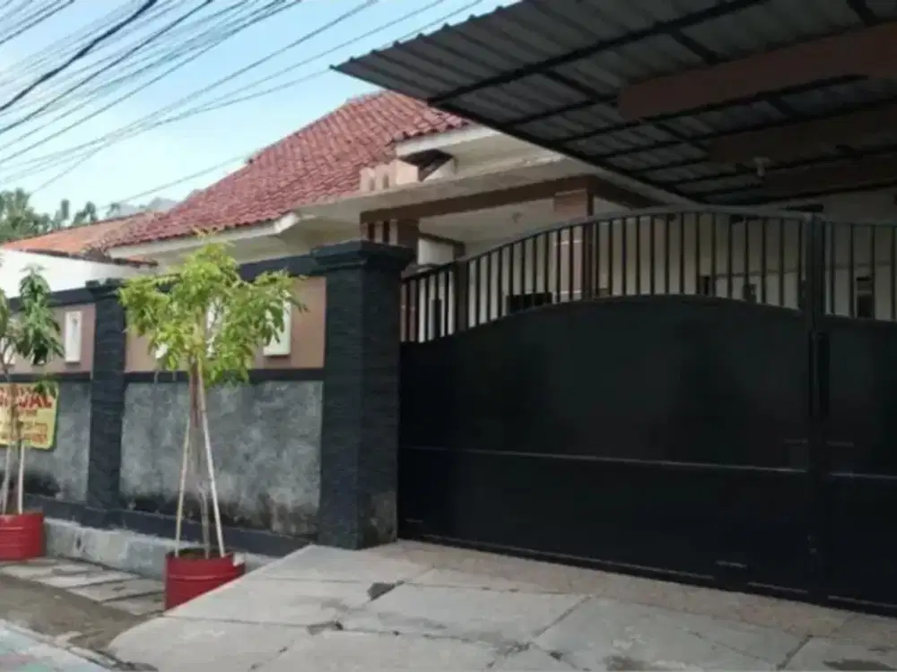 Jual Rumah Strategis Siap Huni