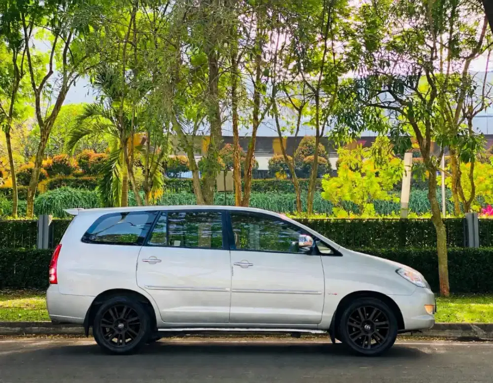 Toyota Kijang Innova V diesel matic 2007