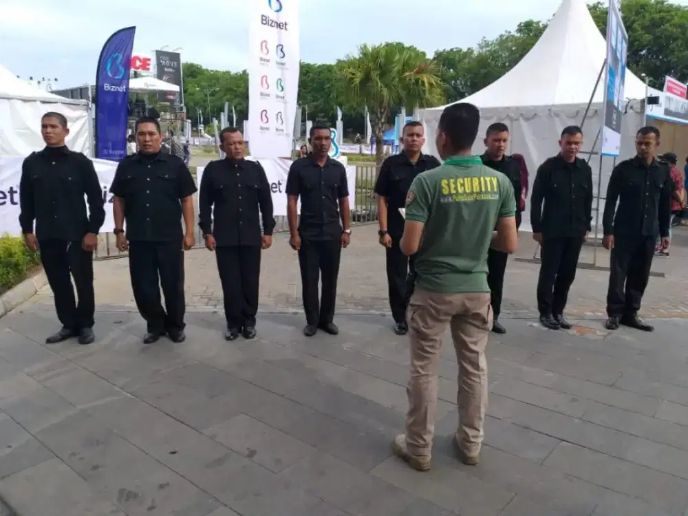 Keamanan dan penjaga cleant