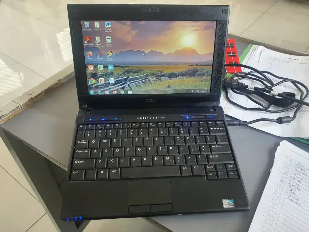 Kecil-kecil Cabe Rawit Netbook Dell Latituted 2100 Min Karet nglupas
