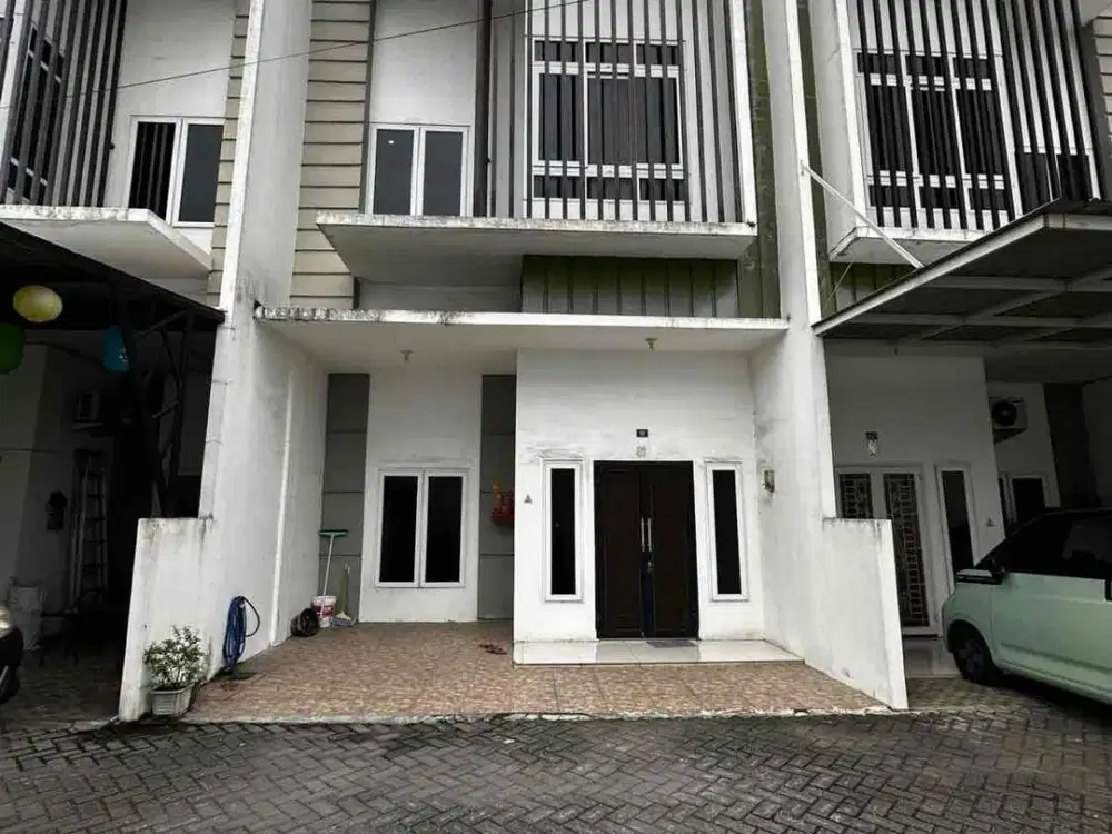 Rumah siap huni 
Dengan perabot
Komp berjaya avenue
Jl tuasan