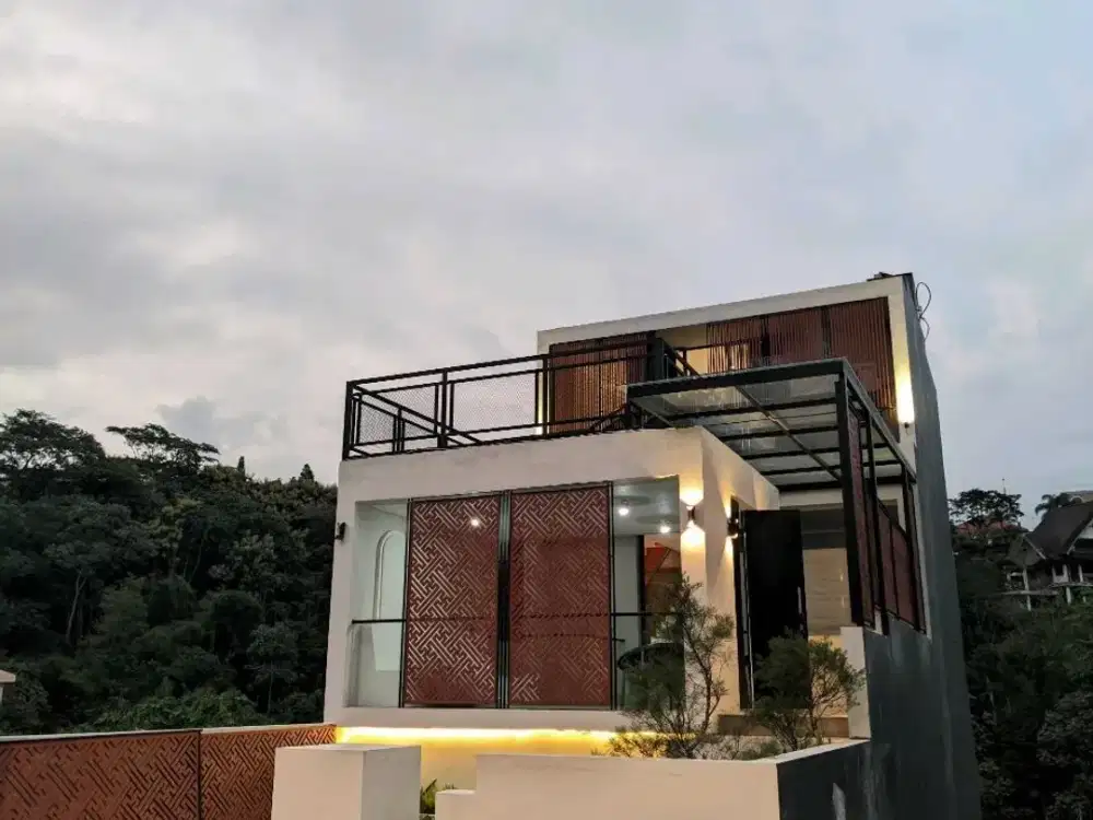 VILLA SAKALA MALANG
