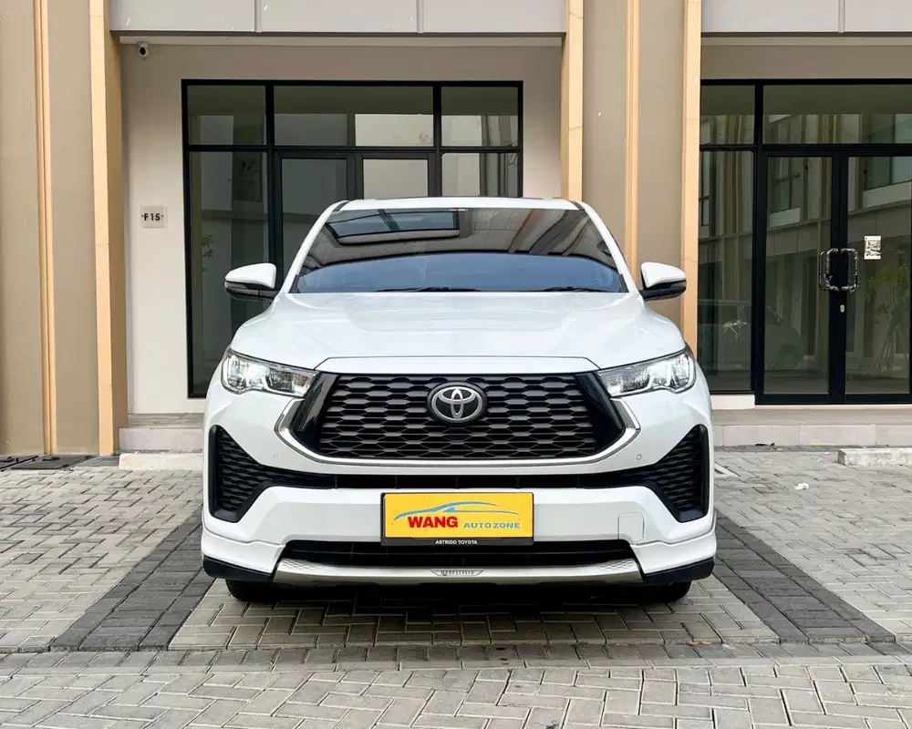 Zenix V hybrid 2024 KM 23.000 tangan 1
