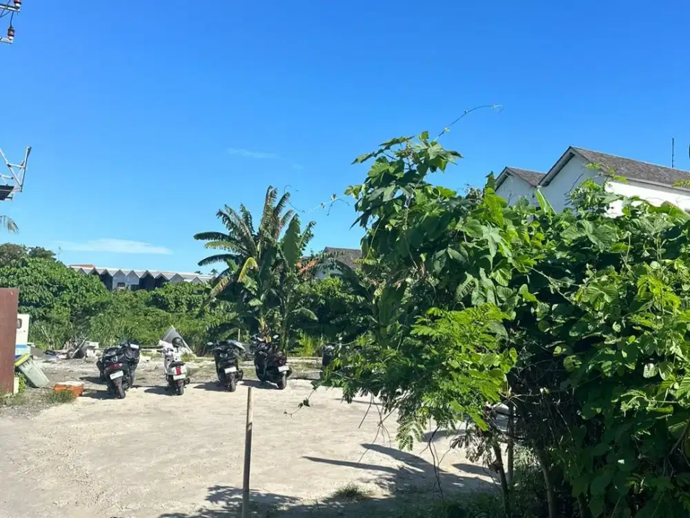 Tanah pantai batubolong canggu