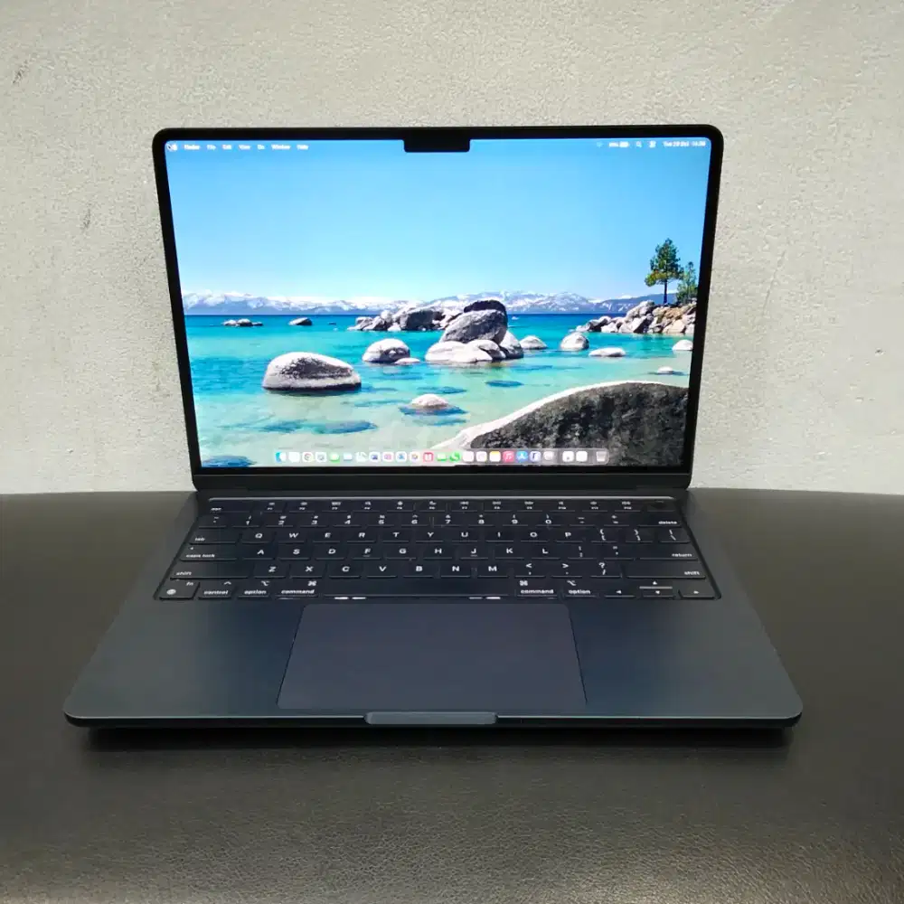 Macbook Air 13 inch 2022 Chip M2 RAM 8GB SSD 512GB ( No Box )