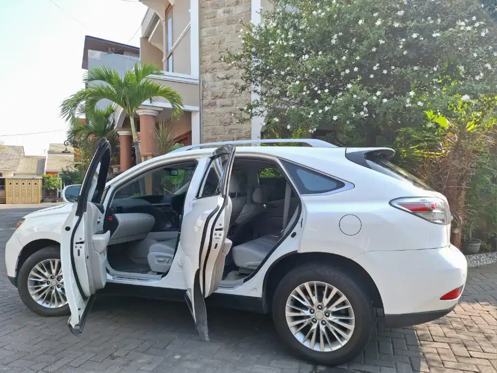 CASH ISTIMEWA LEXUS RX270 2011 RX 270 Harrier LPrem L Prem 240G