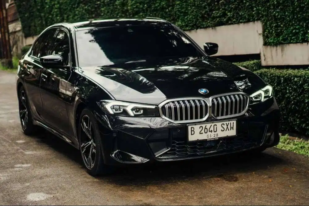 BMW 320i 2022 Bensin