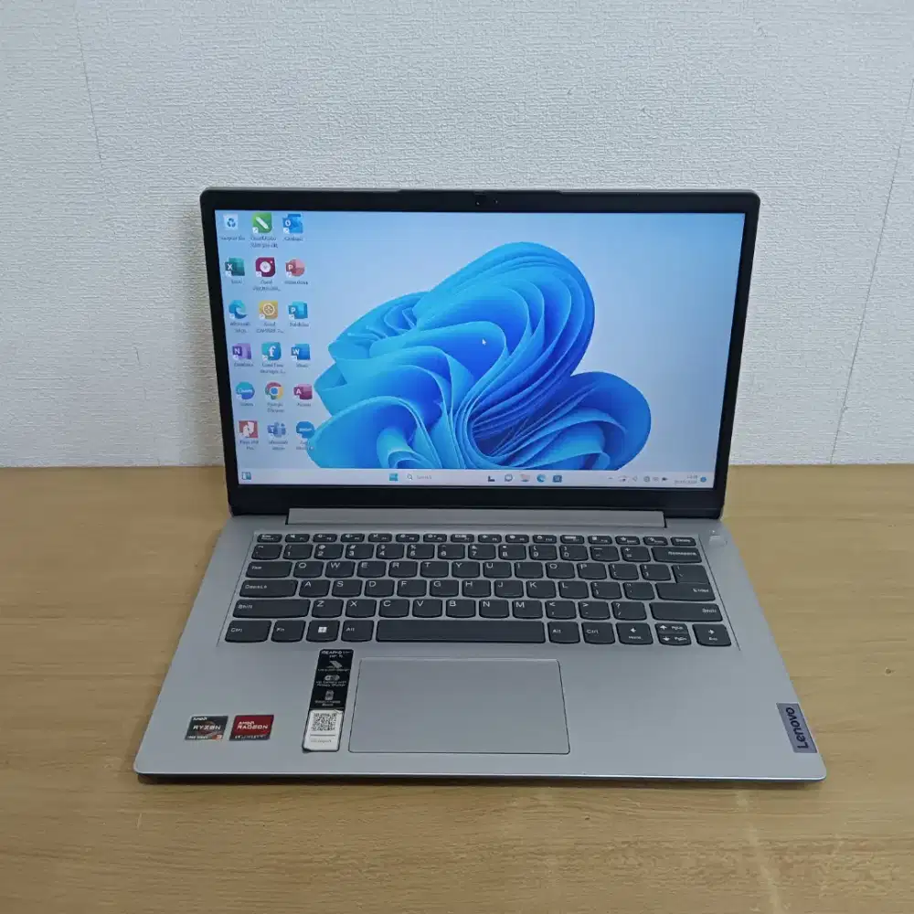 Laptop Lenovo Ideapad slim 1