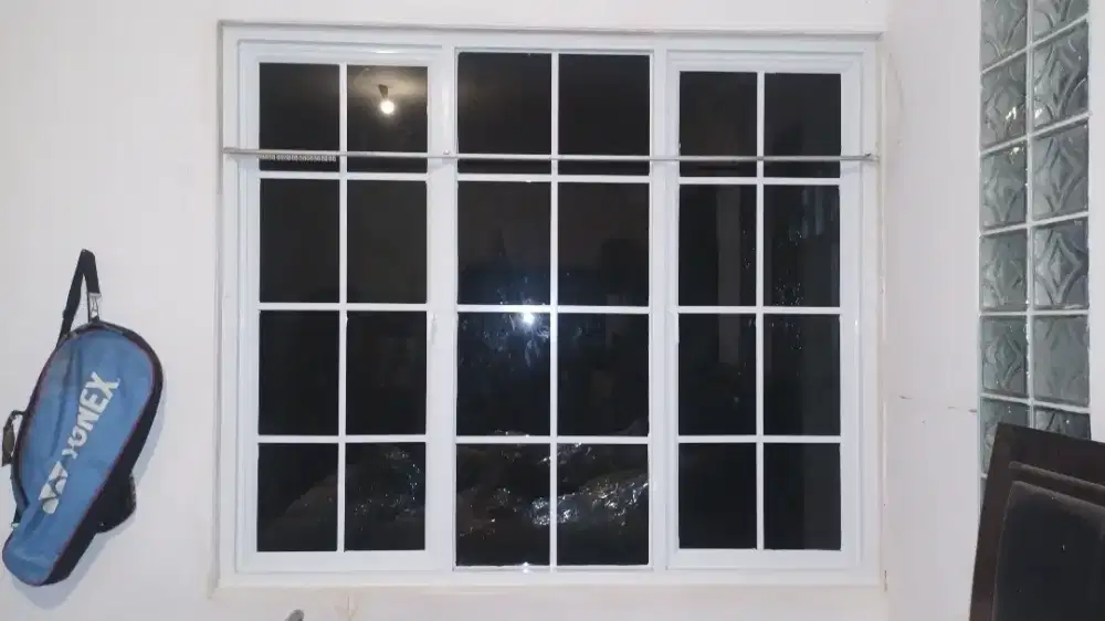 Kusen aluminium kaca