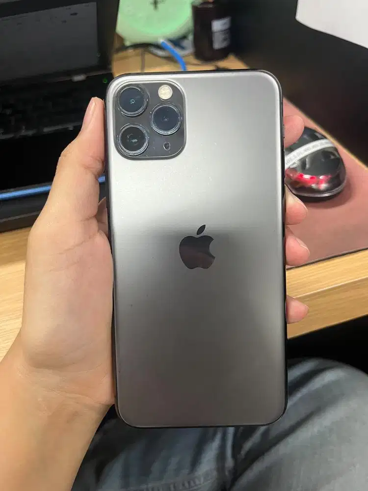 IPHONE 11 PRO 256GB INTER SMARTFREN ONLY