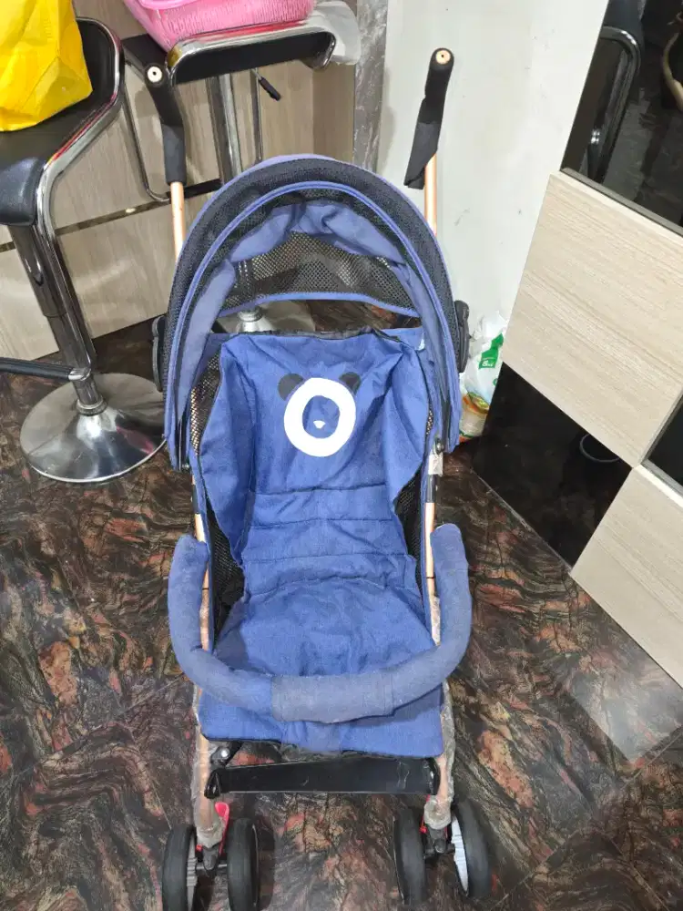 Stroller bayi biru