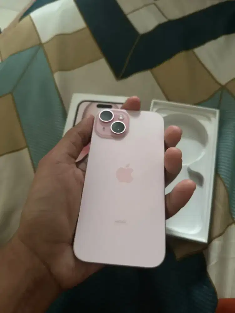 iPhone 15 128 gb bh 87