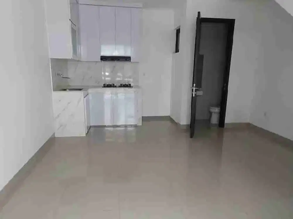 Sewa Rumah Kecil California Semi Furnished Pik 2