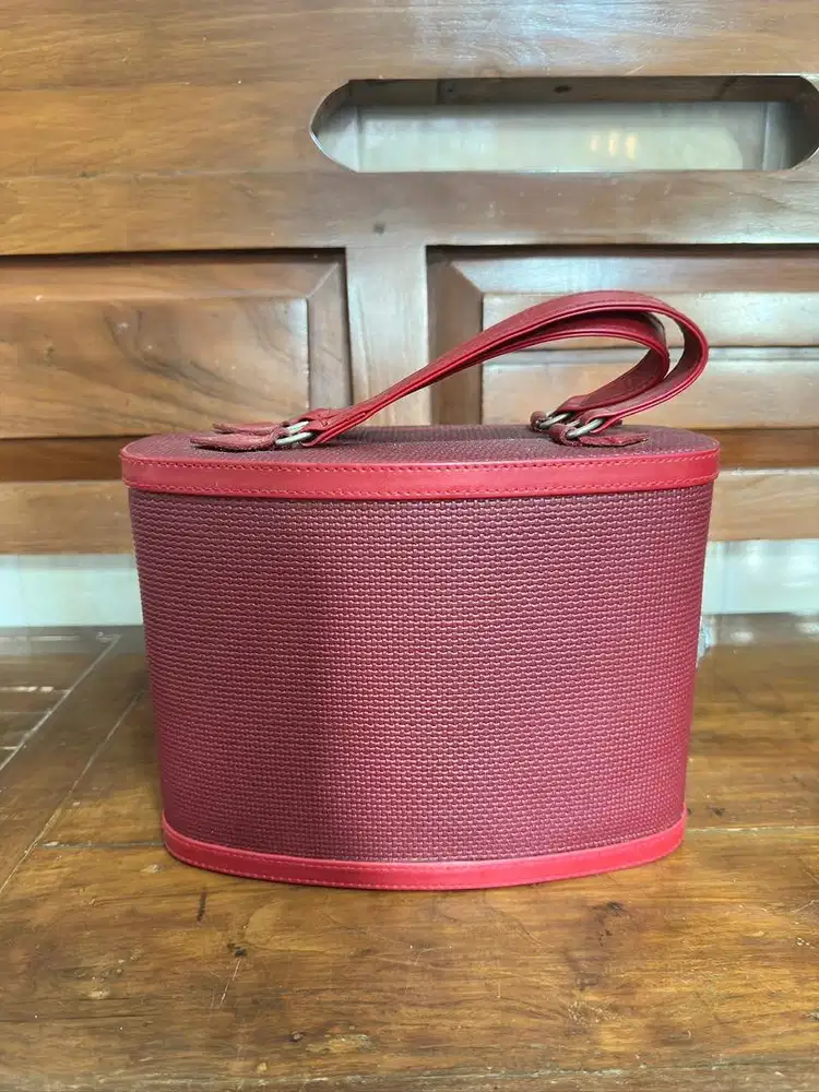 Tas Make Up Merah