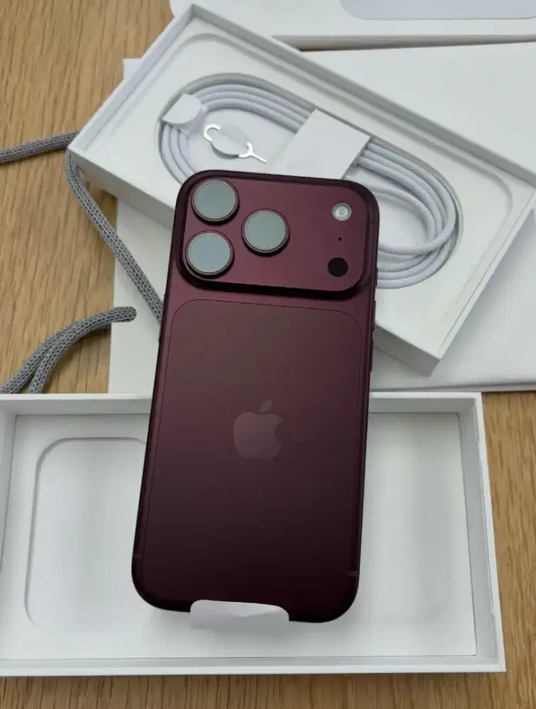IPHONE 18 PRO CICILAN 0% TENOR SAMPAI 24X