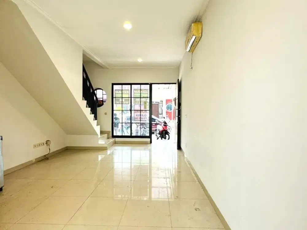 Rumah Green Lake City East Asia Type Tokyo 2 Lantai SHM