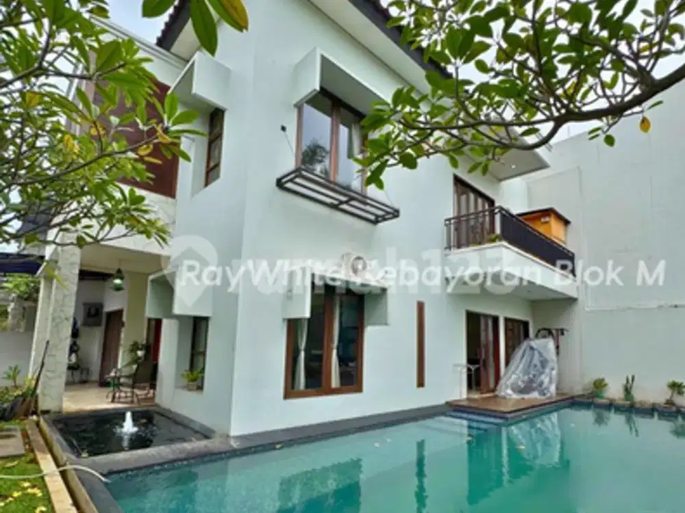 Dijual Rumah Mewah Siap Huni di Kompleks Eksklusif Vila Kebagusan - Jakarta Selatan