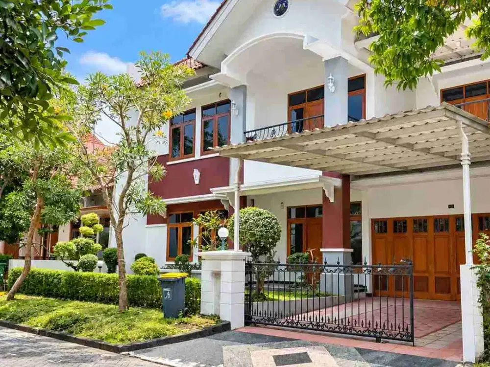 Rumah Mewah Graha Estetika Dekat UNDIP Tembalang