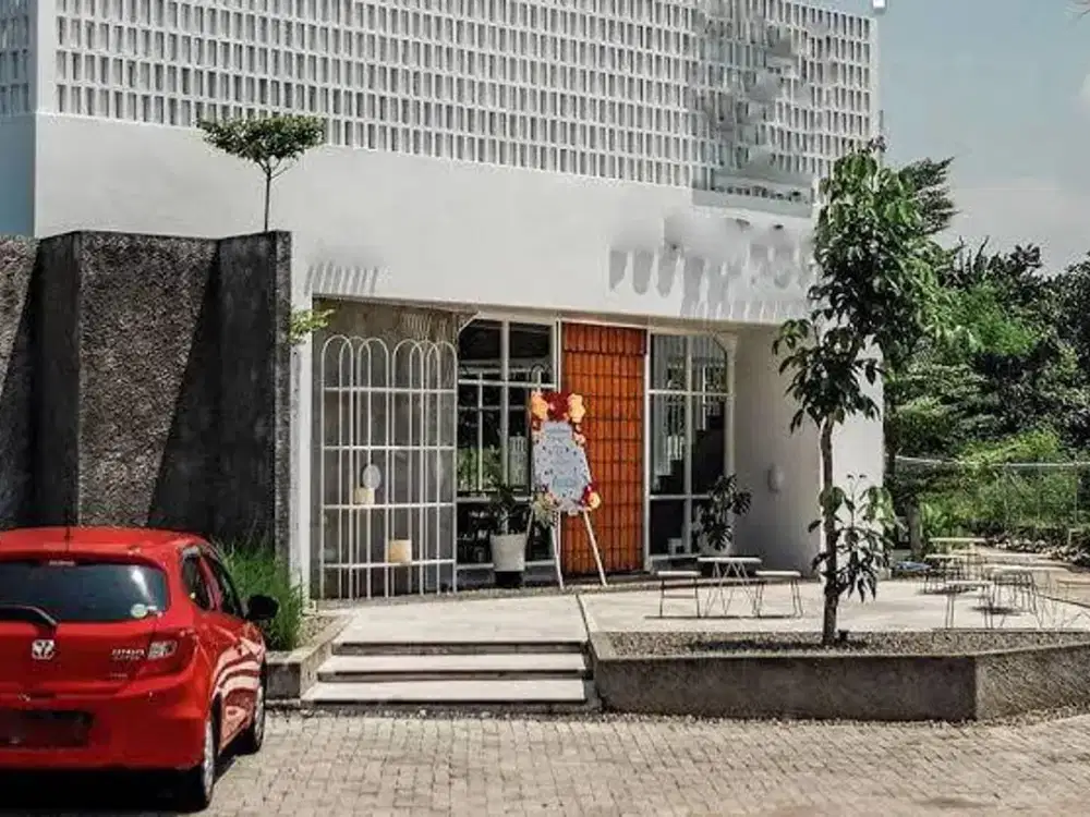 Dijual Bangunan ex caffe Di Jl. Gombel Lama Semarang