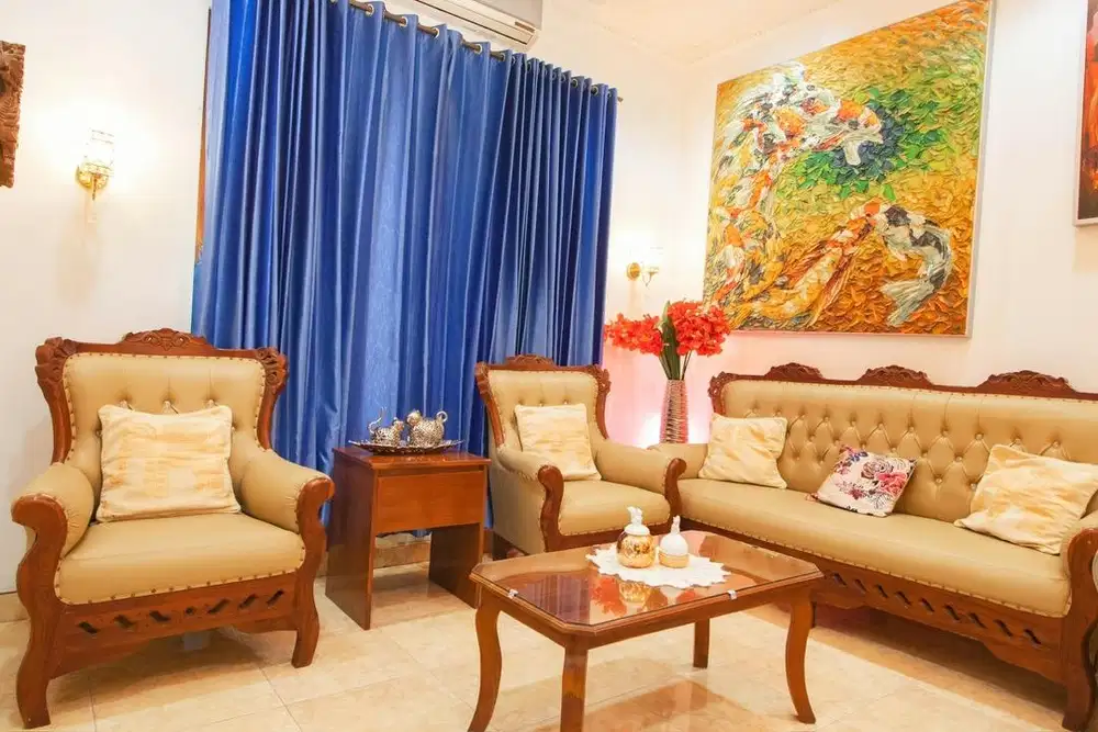 Satu set kursi sofa ruang tamu