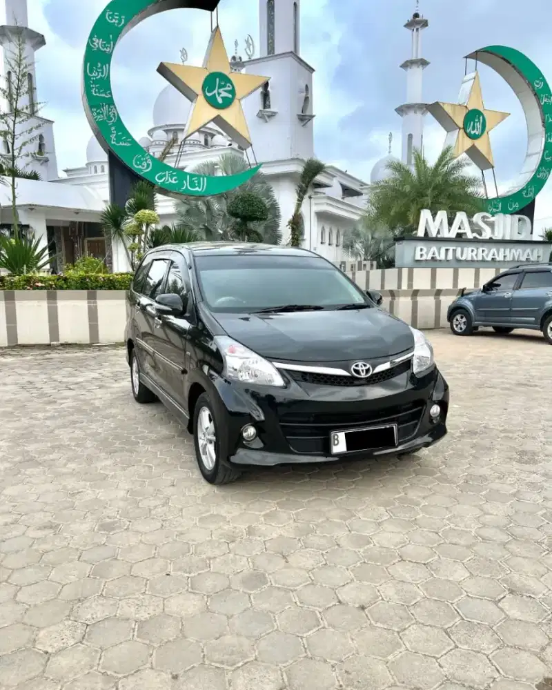 AVANZA VELOZ 1,5 MT 2014