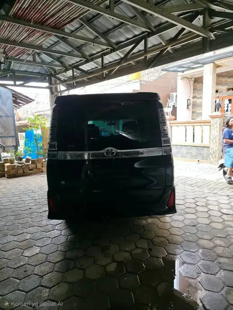 toyota voxy (2021)