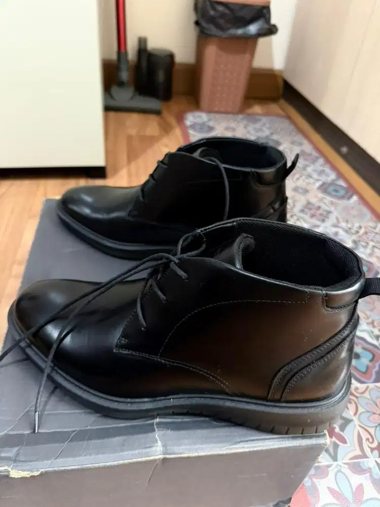 Sepatu Pantofel Pria Kulit Asli Merk Obermain