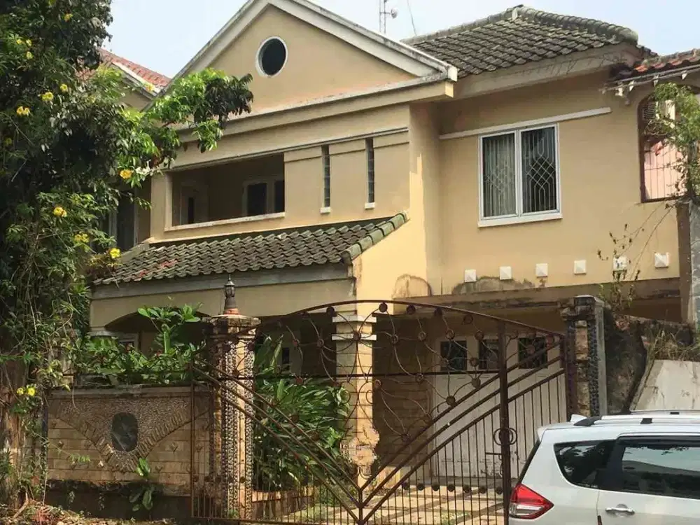 Rumah Luas Siap Huni LT 345 m² di Puspitaloka BSD City