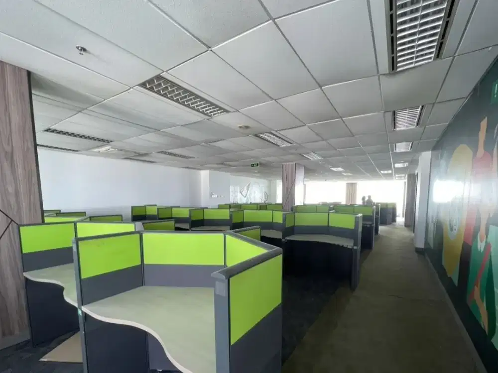 SEWA Office Tower Suara Merdeka Mewah Full Furnished Siap Pakai