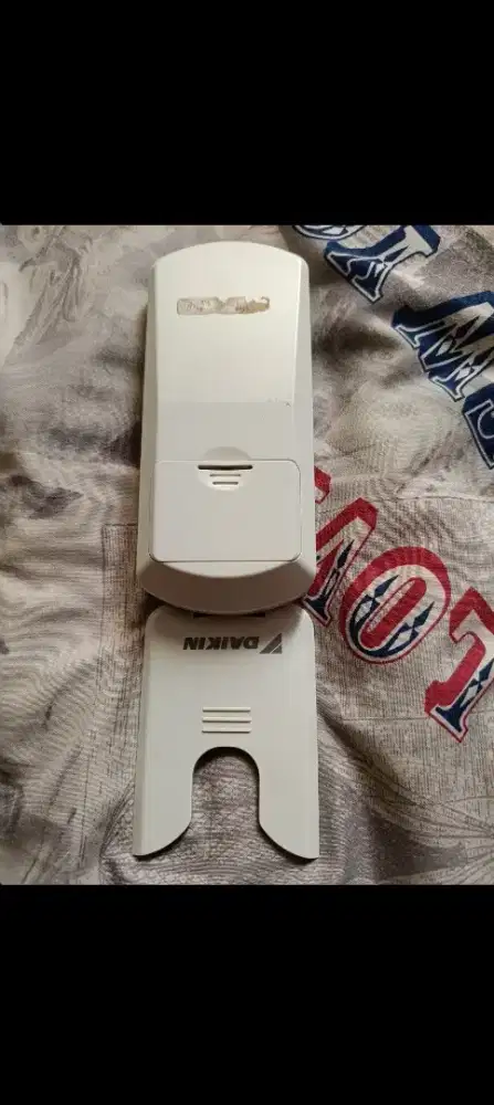 Dijual Remote AC Daikin Original